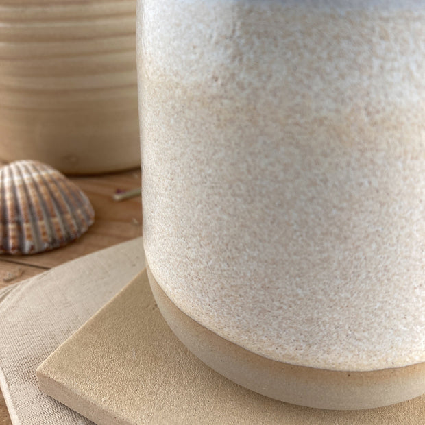 Mug en céramique Caramel 250 ml - fait main et lavable au lave-vaisselle